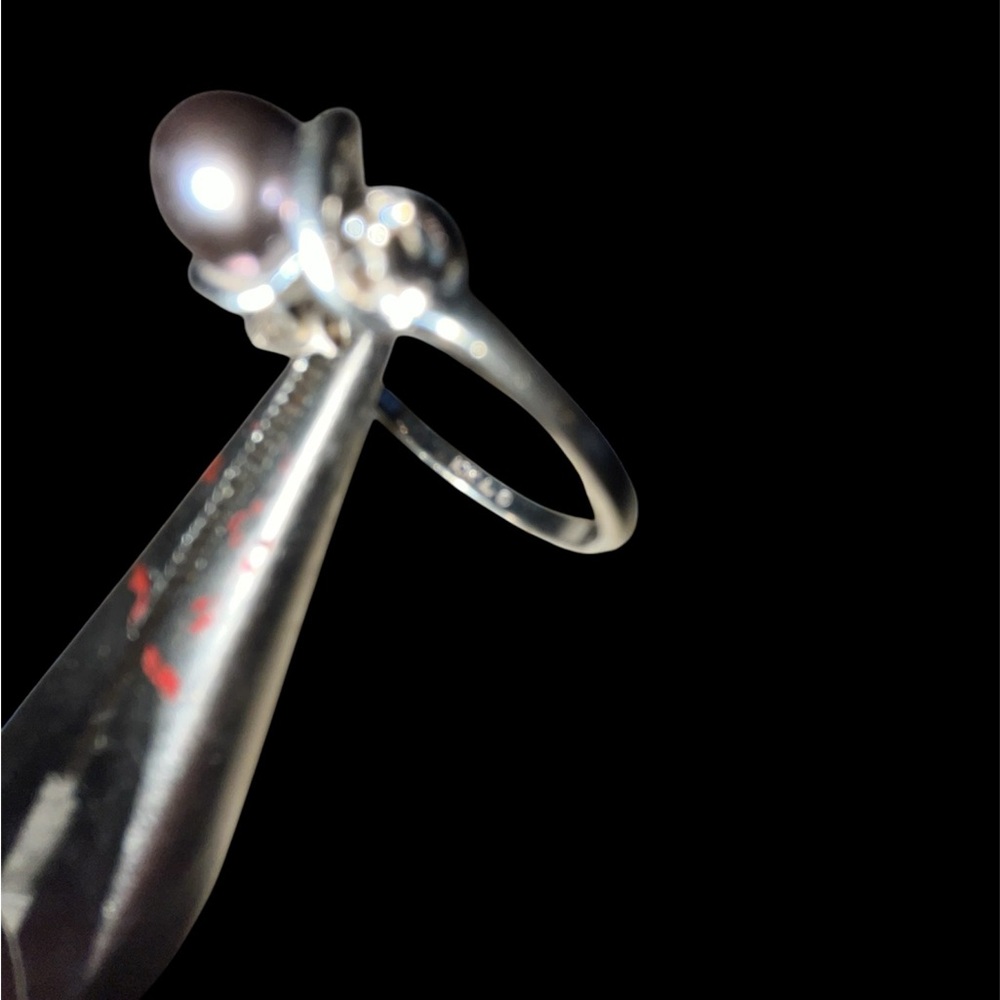 Lovely delicate black pearl ring - Picture 3 of 3